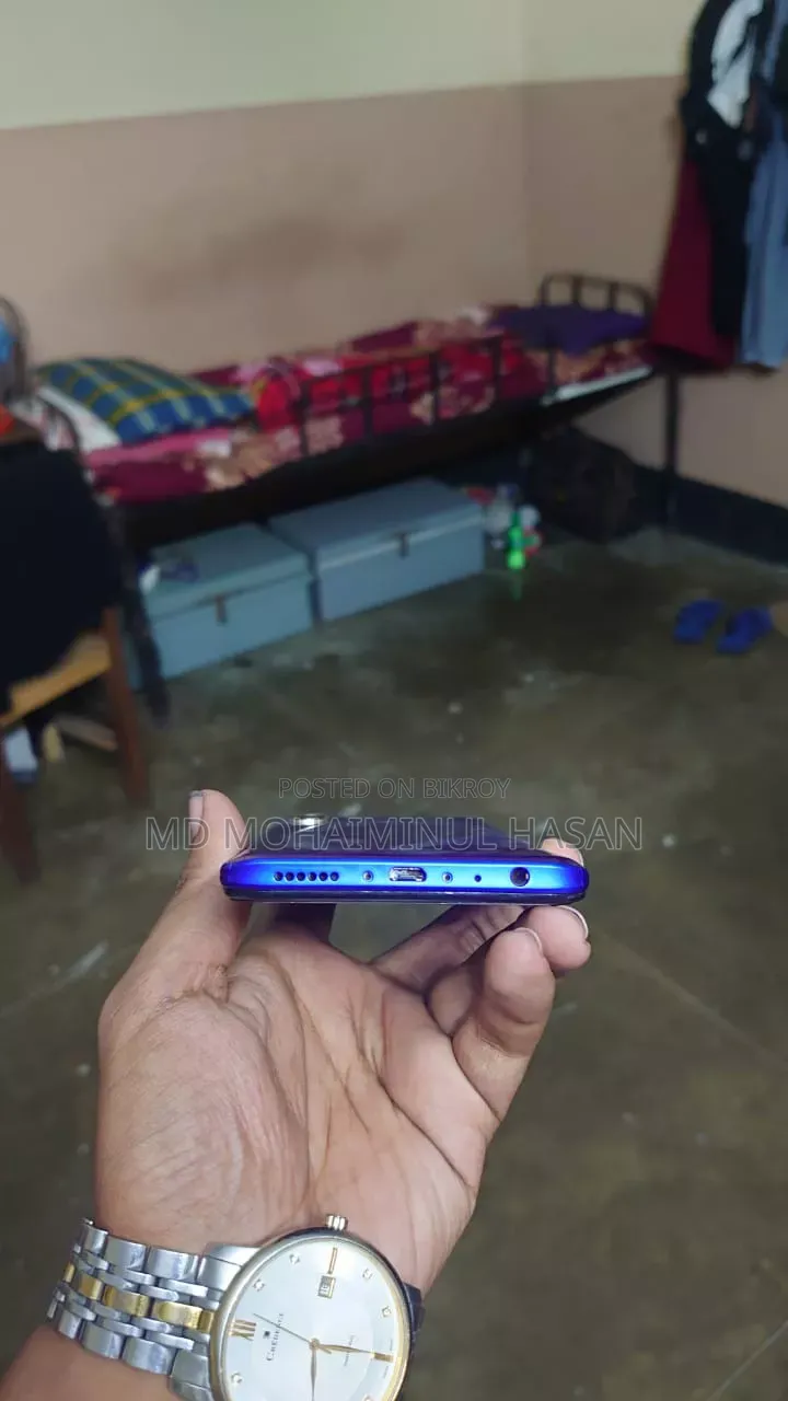 Vivo Y19 128 GB Blue