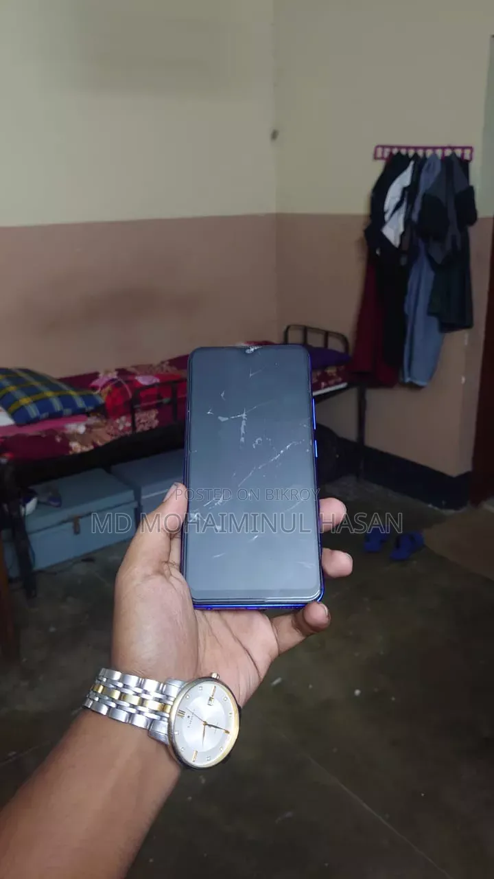 Vivo Y19 128 GB Blue