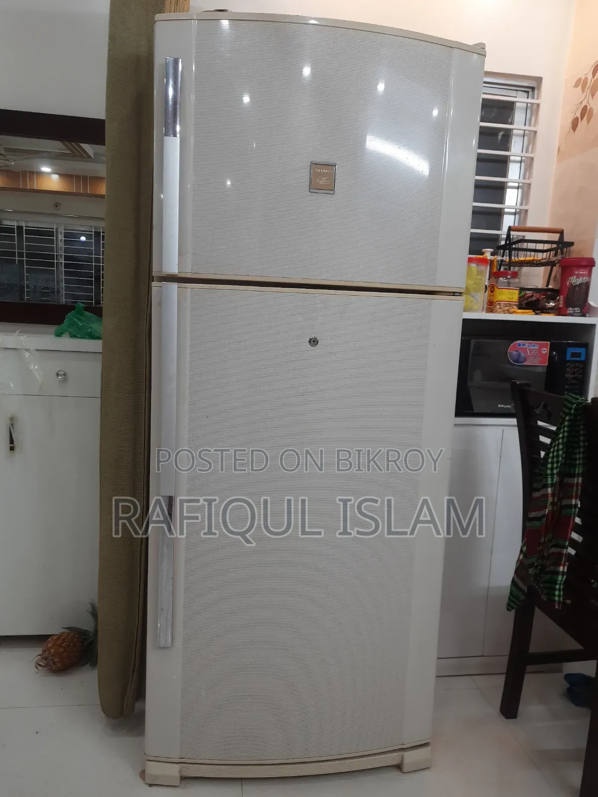 Sharp Fridge Sell