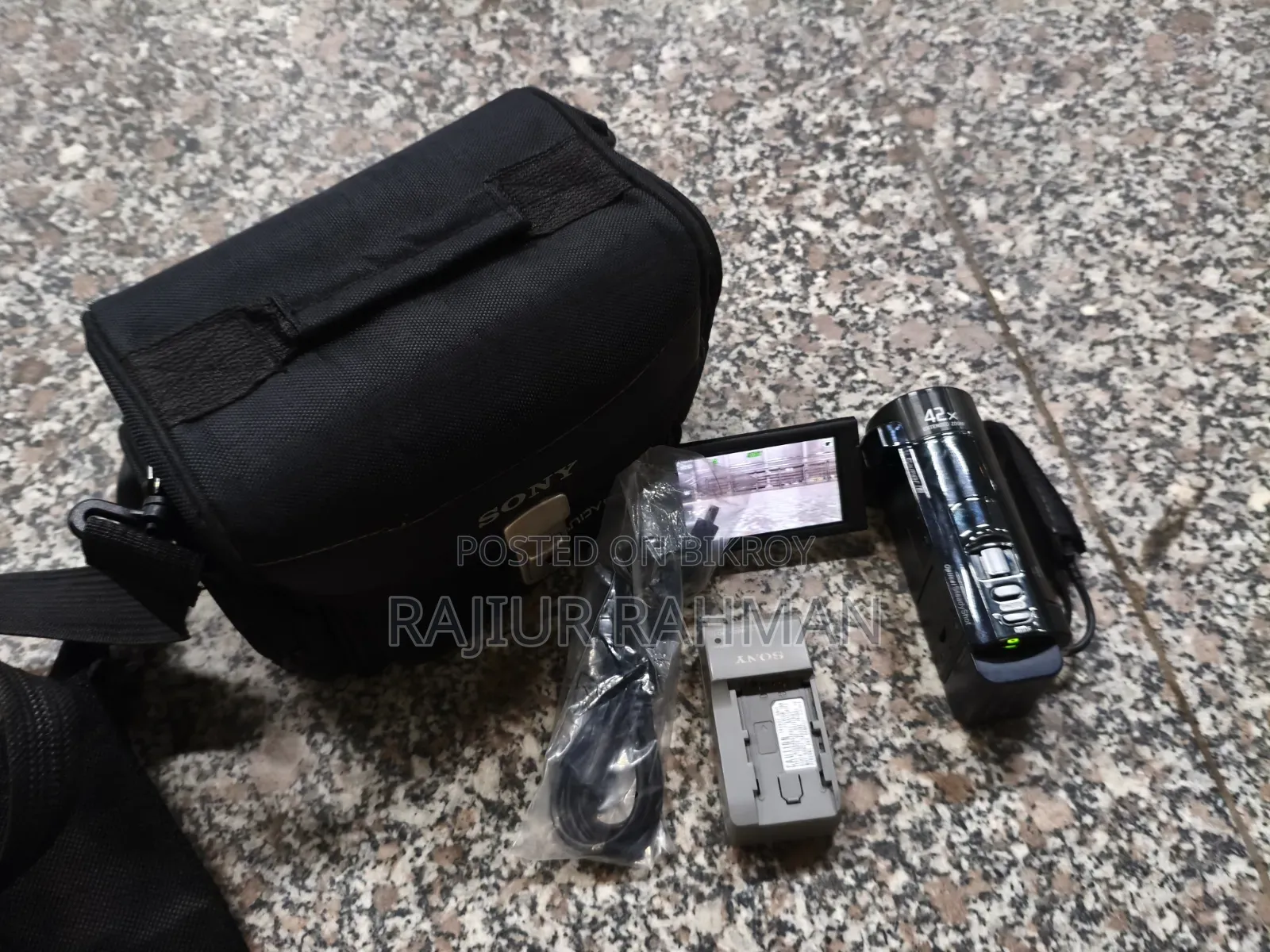 Sony HDR-Cx160. Microphone Supported Handycam.