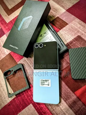 Samsung Galaxy Z Flip6 256 GB Blue
