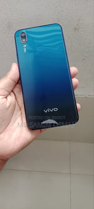 Vivo Y11 32 GB Blue