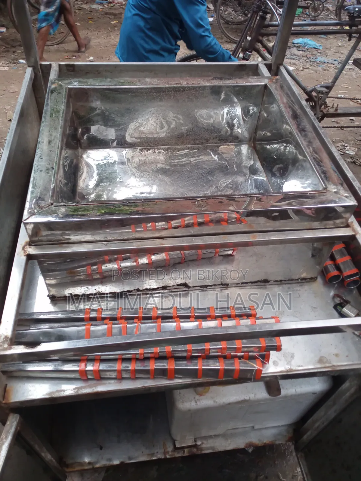 কুলফি মালাই আইসক্রিমের গাড়ি এবং হাউস