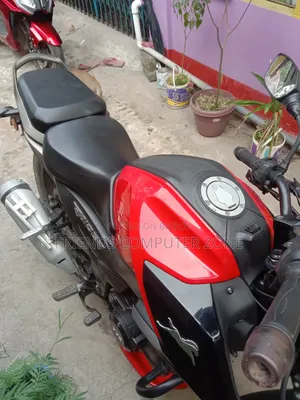TVS Raider 125 2023 Red