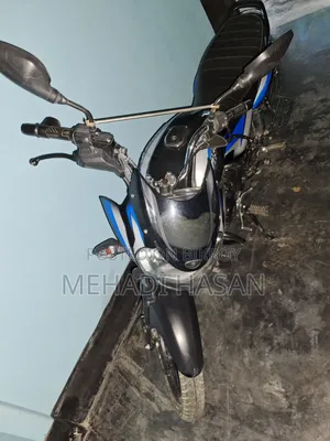 New Bajaj Discover 125 2022 Blue