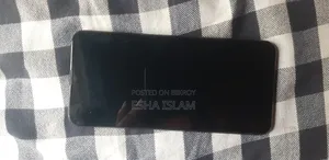 Samsung Galaxy A20 64 GB Black