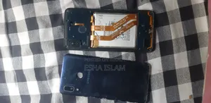 Samsung Galaxy A20 64 GB Black