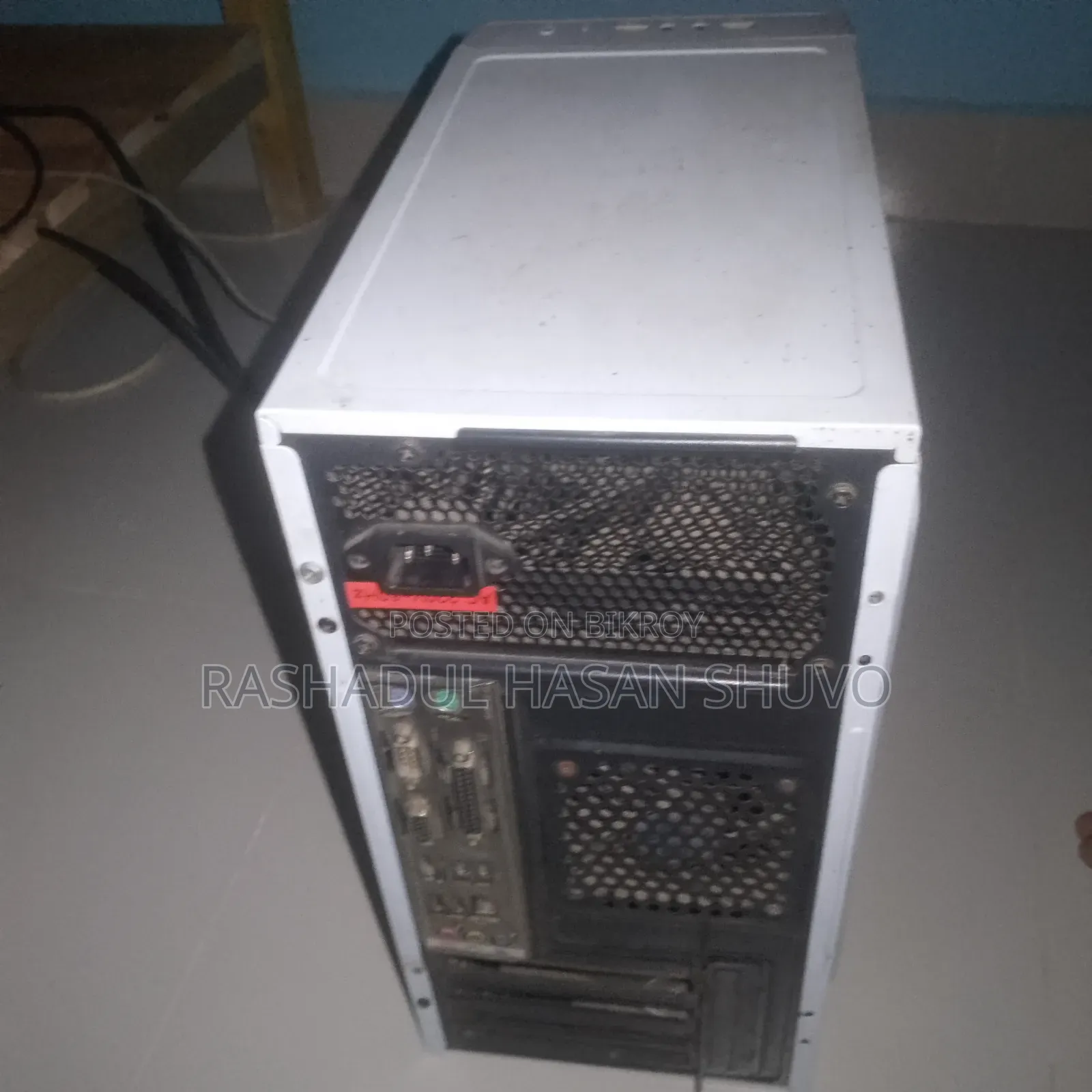 Gigabyte GA-H110MSTX-HD3-ZK 4GB Intel Core I5 SSD 128GB