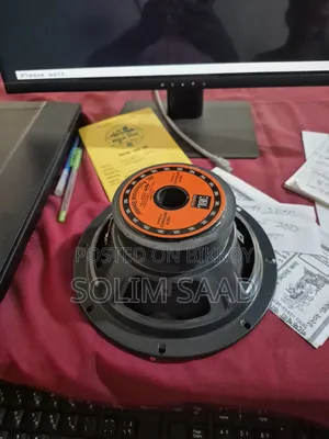 Want to sell a speaker, used for one month, like new.