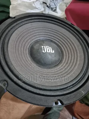 Want to sell a speaker, used for one month, like new.