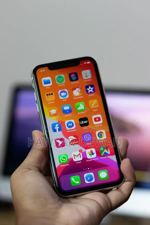 Apple iPhone 11 64 GB Black