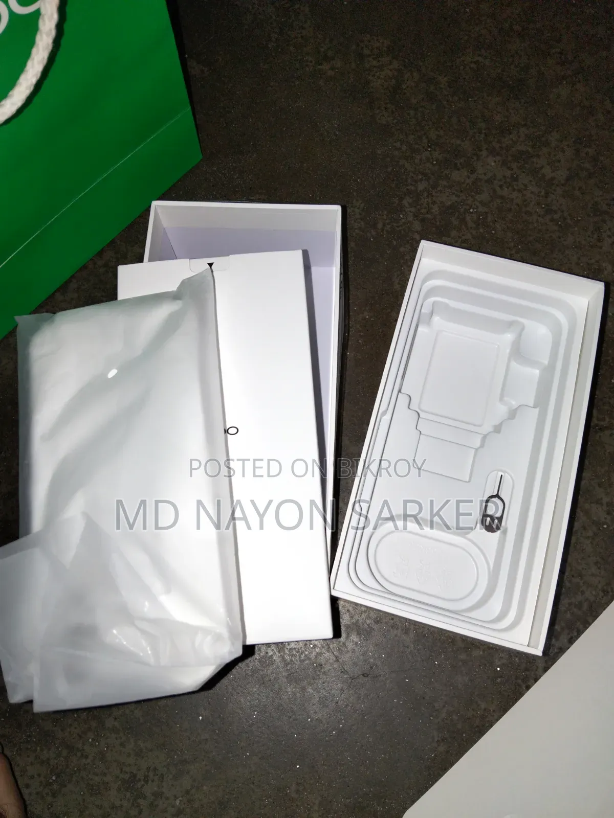 New Oppo A6 128 GB Blue