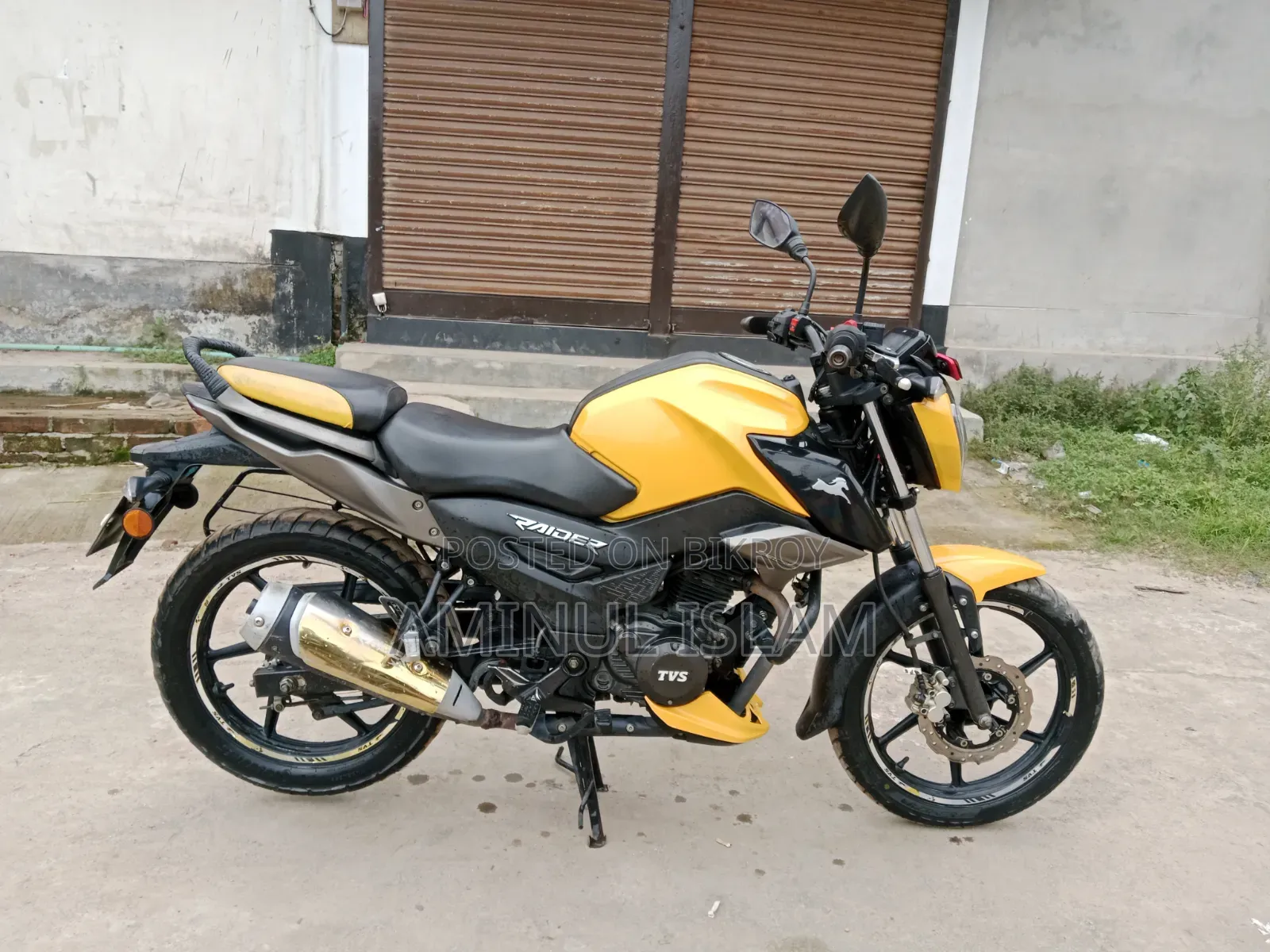 TVS Raider 125 2023 Yellow