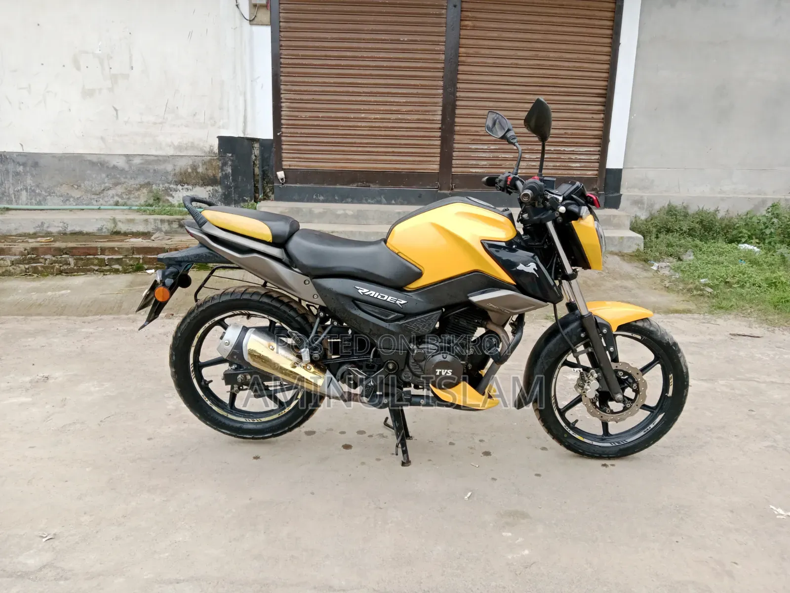 TVS Raider 125 2023 Yellow