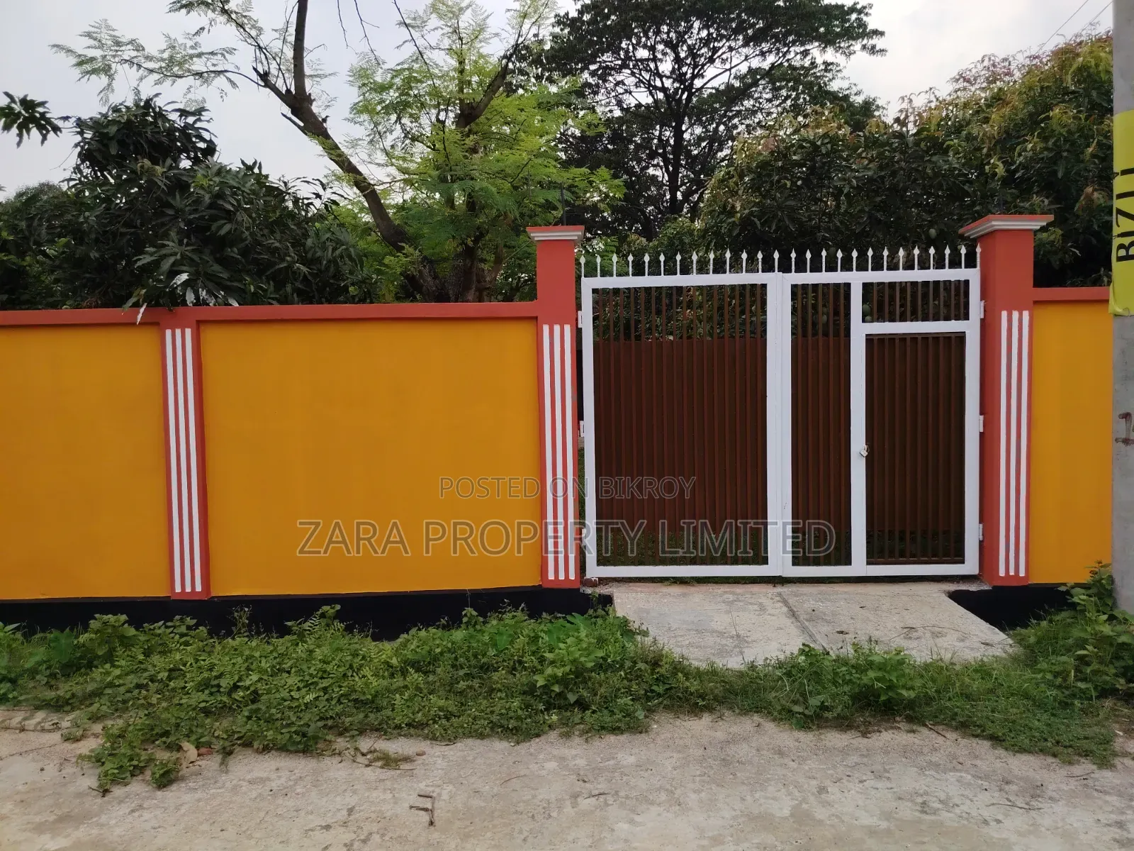 10 Katha south-facing plot next to 300 Feet Road in Sector 3.