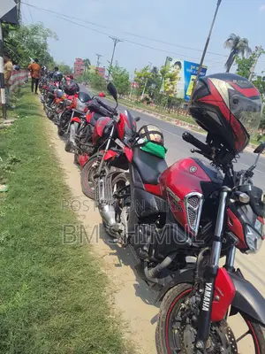 Yamaha 2023 Red