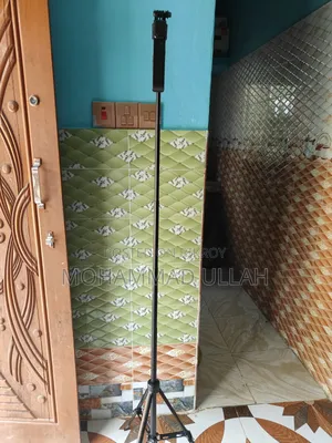 C19 AI Face Tracking Selfie Stick Tripod