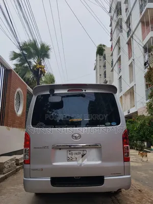 Toyota HiAce SV Premium 2013 Silver