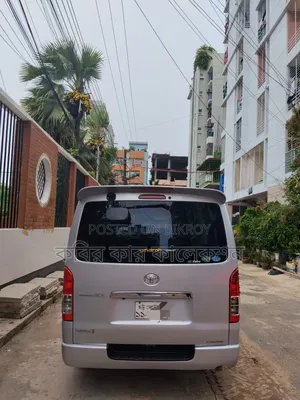 Toyota HiAce SV Premium 2013 Silver