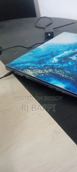Laptop 4GB Intel Core I7 HDD 500GB