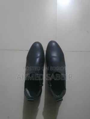 Full Fresh Black Boots
