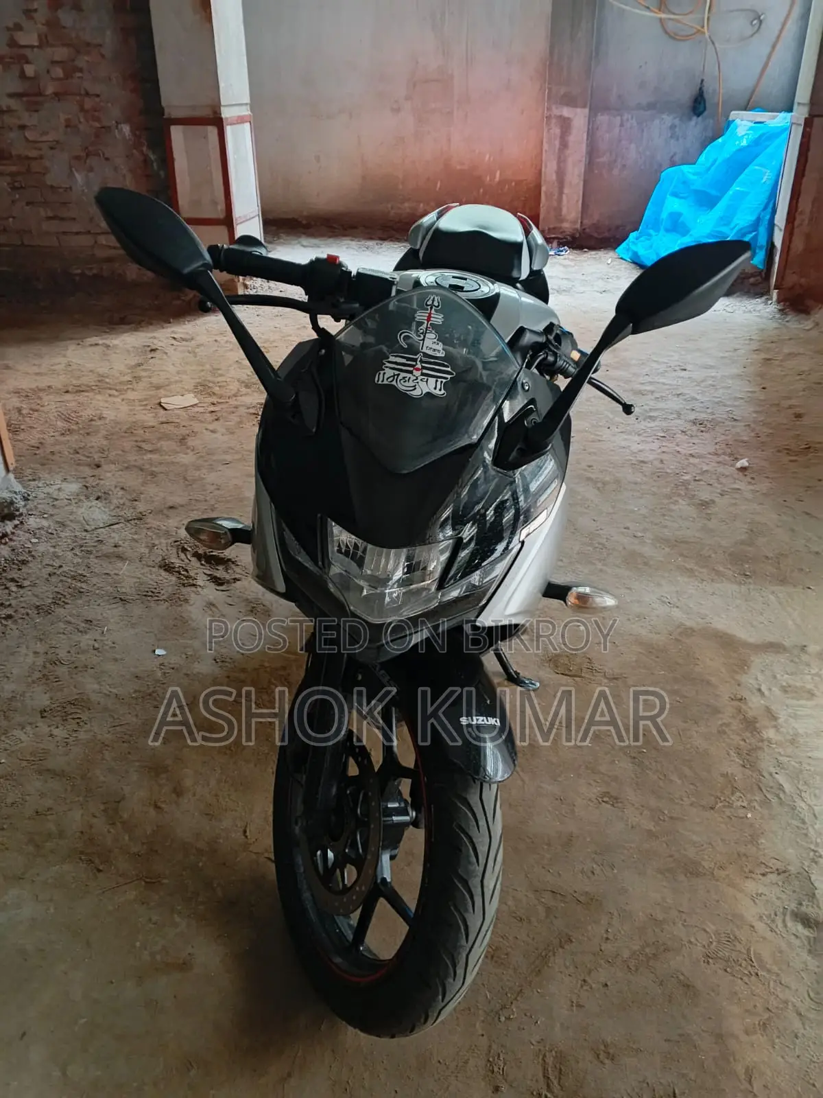 সুজুকি জিক্সার এফআই এবিএস ২০২০ সিলভার