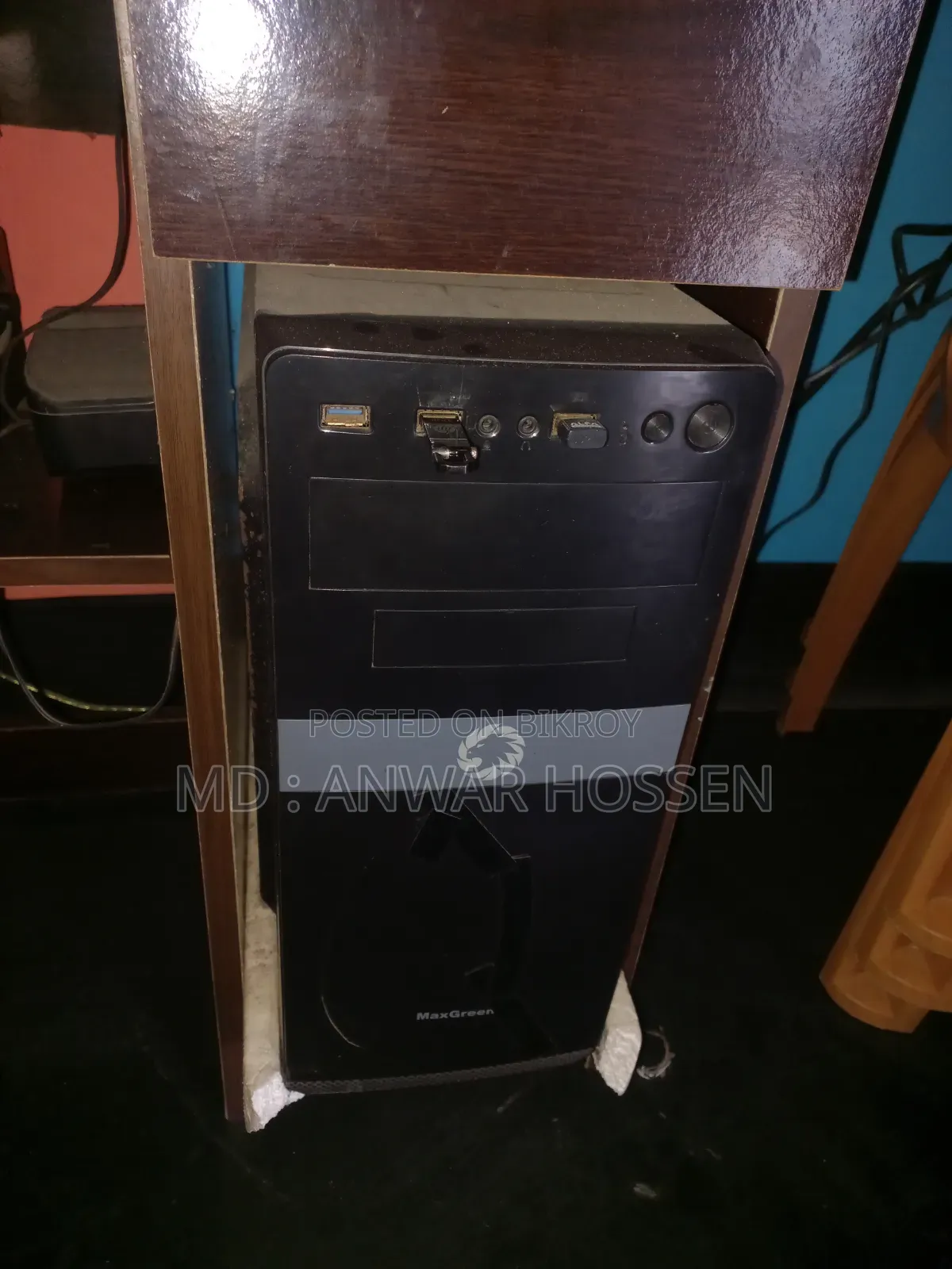Gigabyte GA-H110MSTX-HD3-ZK 8GB AMD Ryzen 5 HDD+SSD 512GB