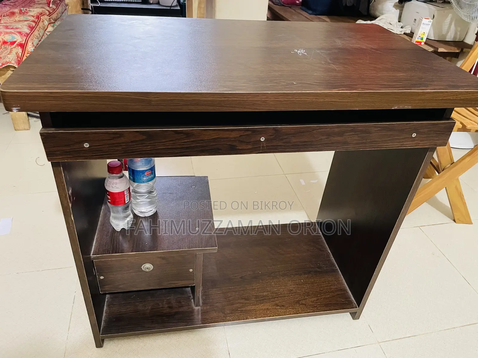 Desktop table for sale