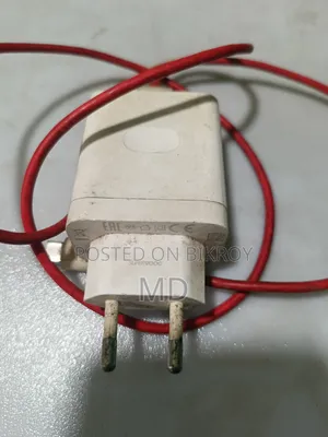 One Plus Supervooc 33w original charger for sale