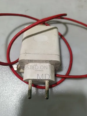 One Plus Supervooc 33w original charger for sale