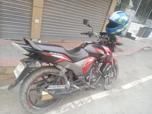 TVS Stryker 125 2018 Red