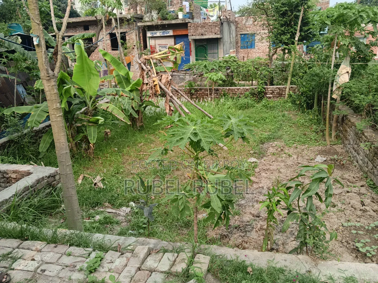 I want to sell the land, if anyone wants to take it, they can, it is walled