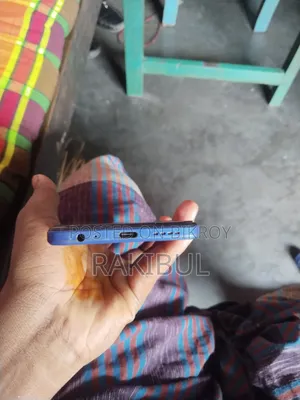 Tecno Pova 4 128 GB Blue