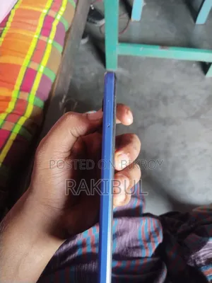 Tecno Pova 4 128 GB Blue