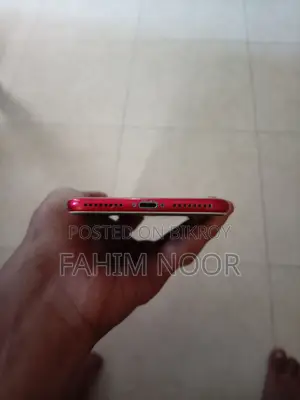 Apple iPhone 8 Plus 64 GB Red