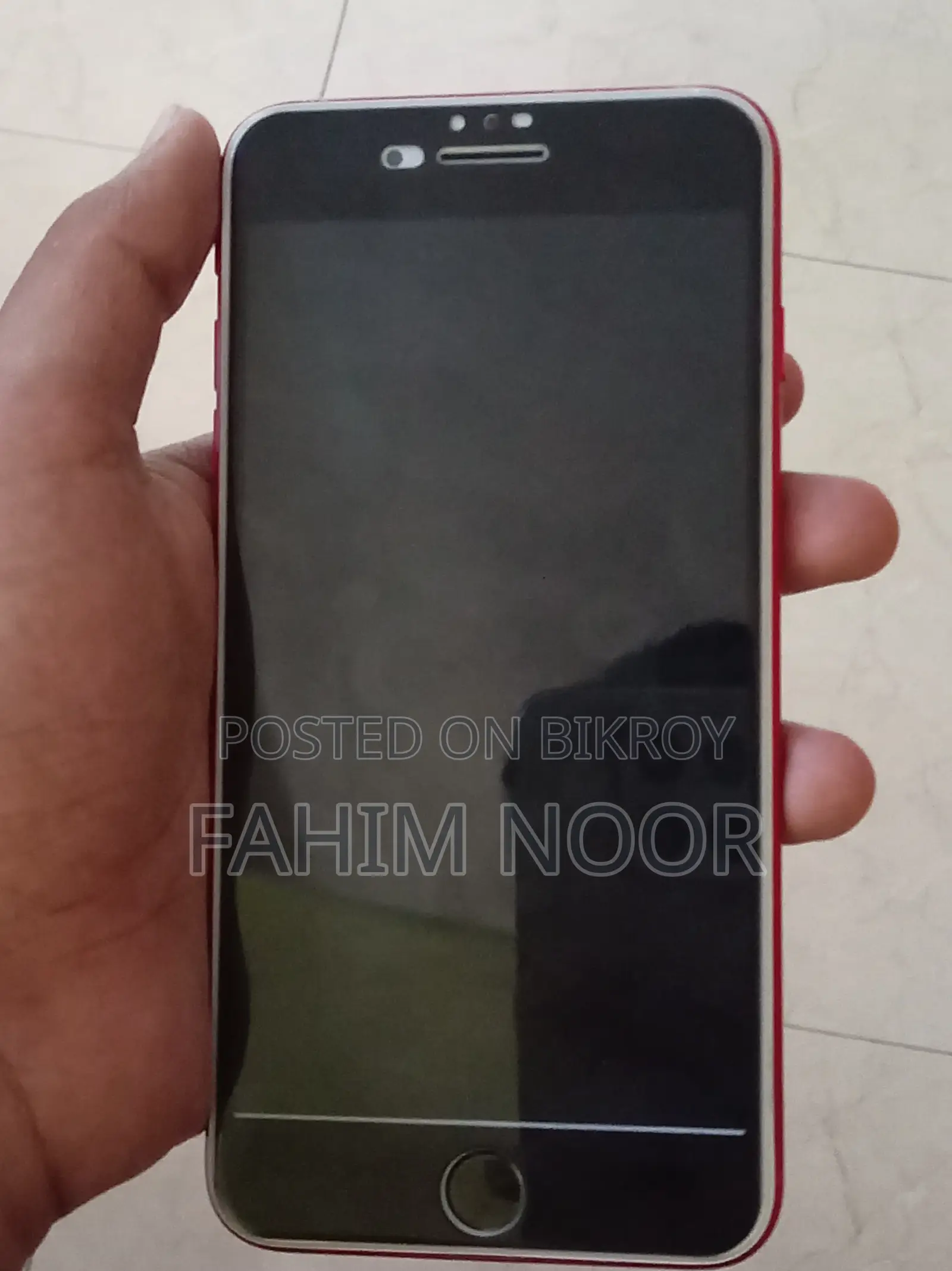 Apple iPhone 8 Plus 64 GB Red