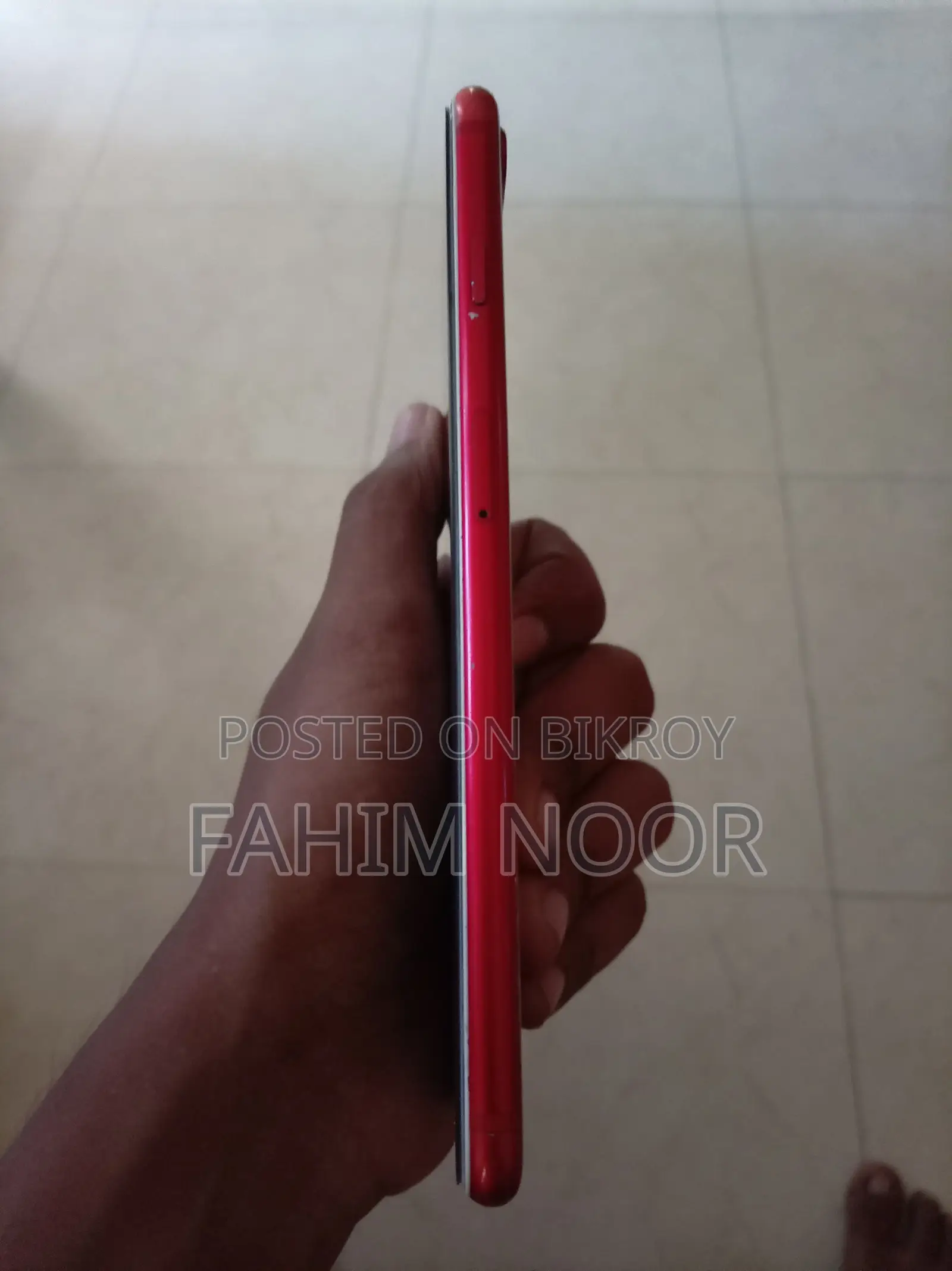 Apple iPhone 8 Plus 64 GB Red