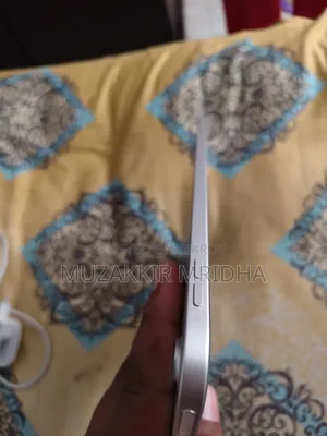 Apple iPad (2025) 128 GB Silver