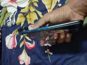 ভিভো ওয়াই২০ ৬৪ জিবি কালো