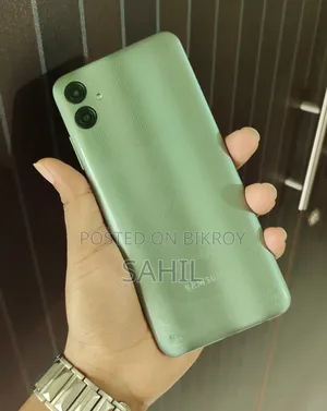 Samsung Galaxy F04 64 GB Green