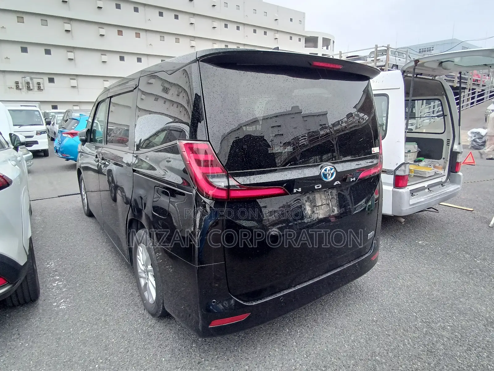 Toyota Noah 2022 Black
