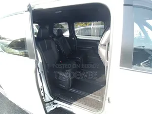 Toyota Noah 2022 Pearl