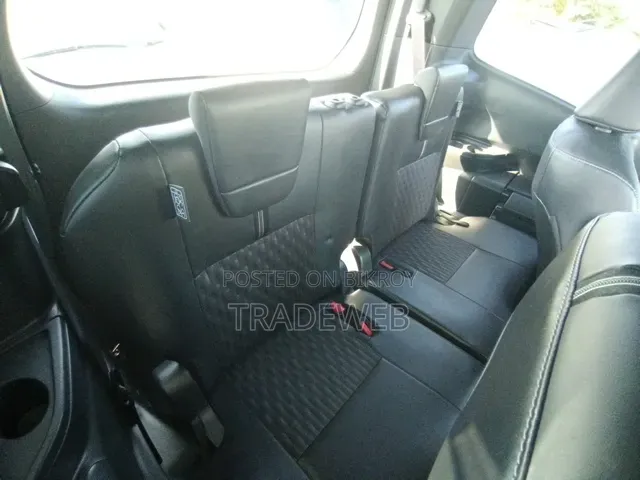 Toyota Noah 2022 Pearl