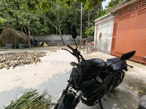 Yamaha 2023 Black