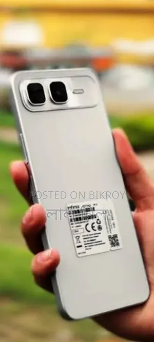 ইনফিনিক্স স্মার্ট ১০ প্লাস ১২৮ জিবি হোয়াইট