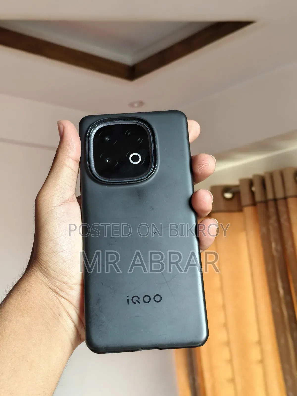 iQOO 256 GB Black