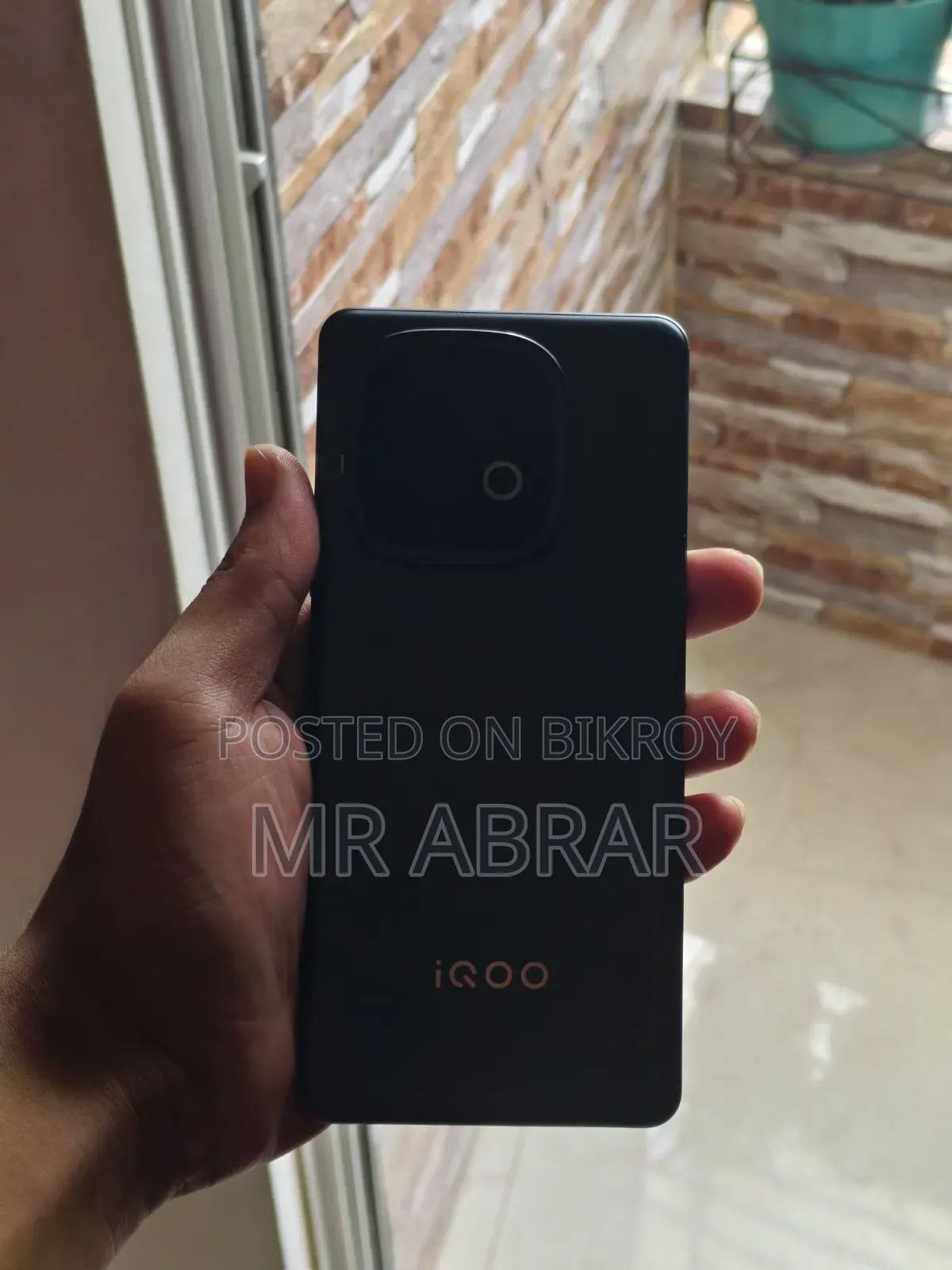 iQOO 256 GB Black