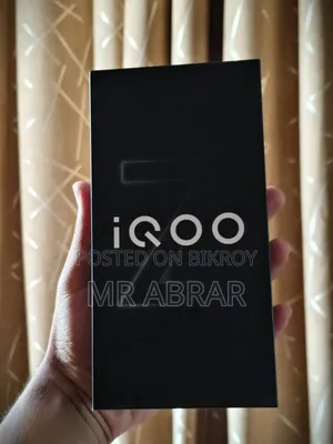 iQOO 256 GB Black