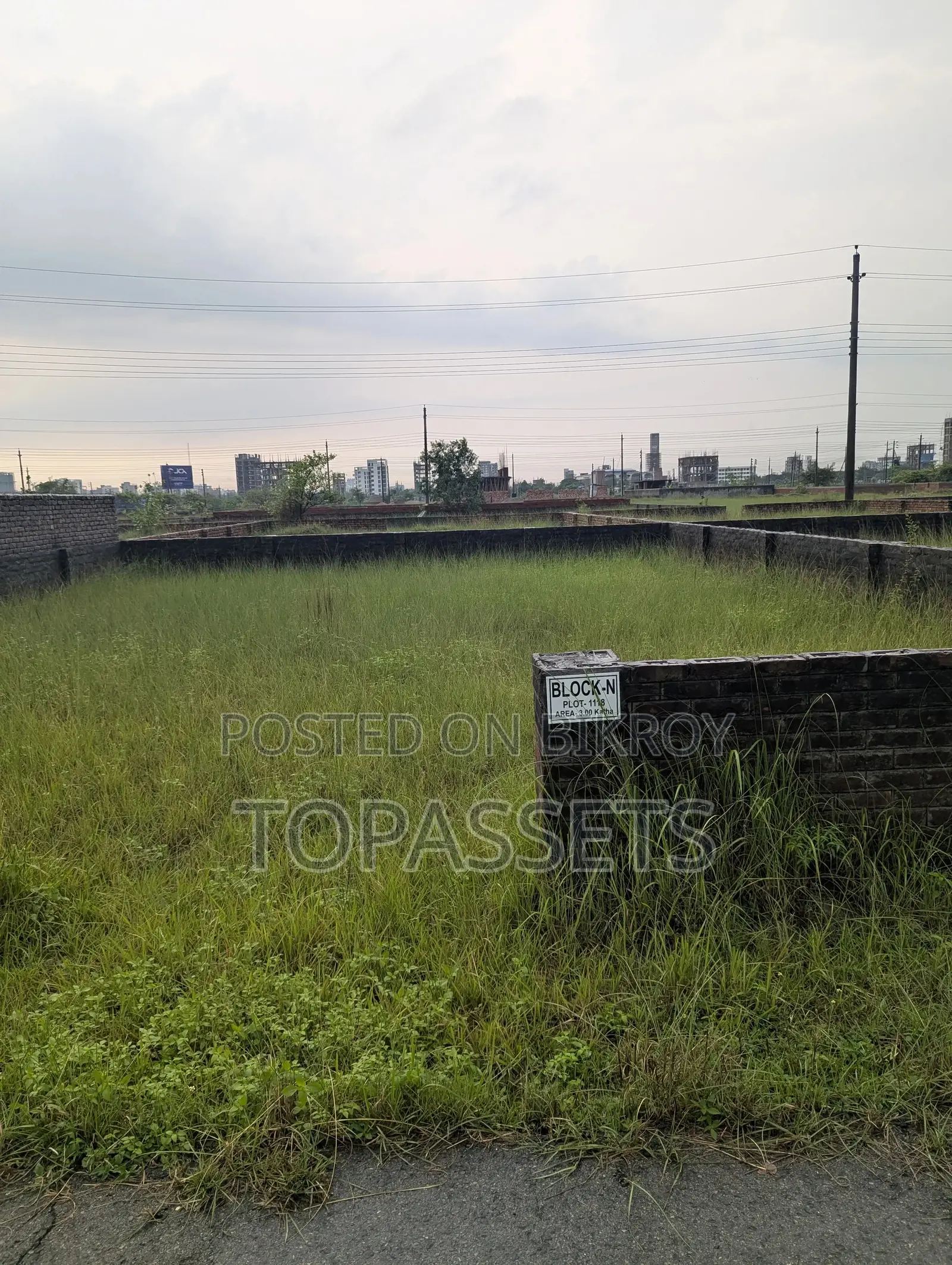Urgent Sale – South Facing 6 Katha Joined Plot at N Block, Bashundhara