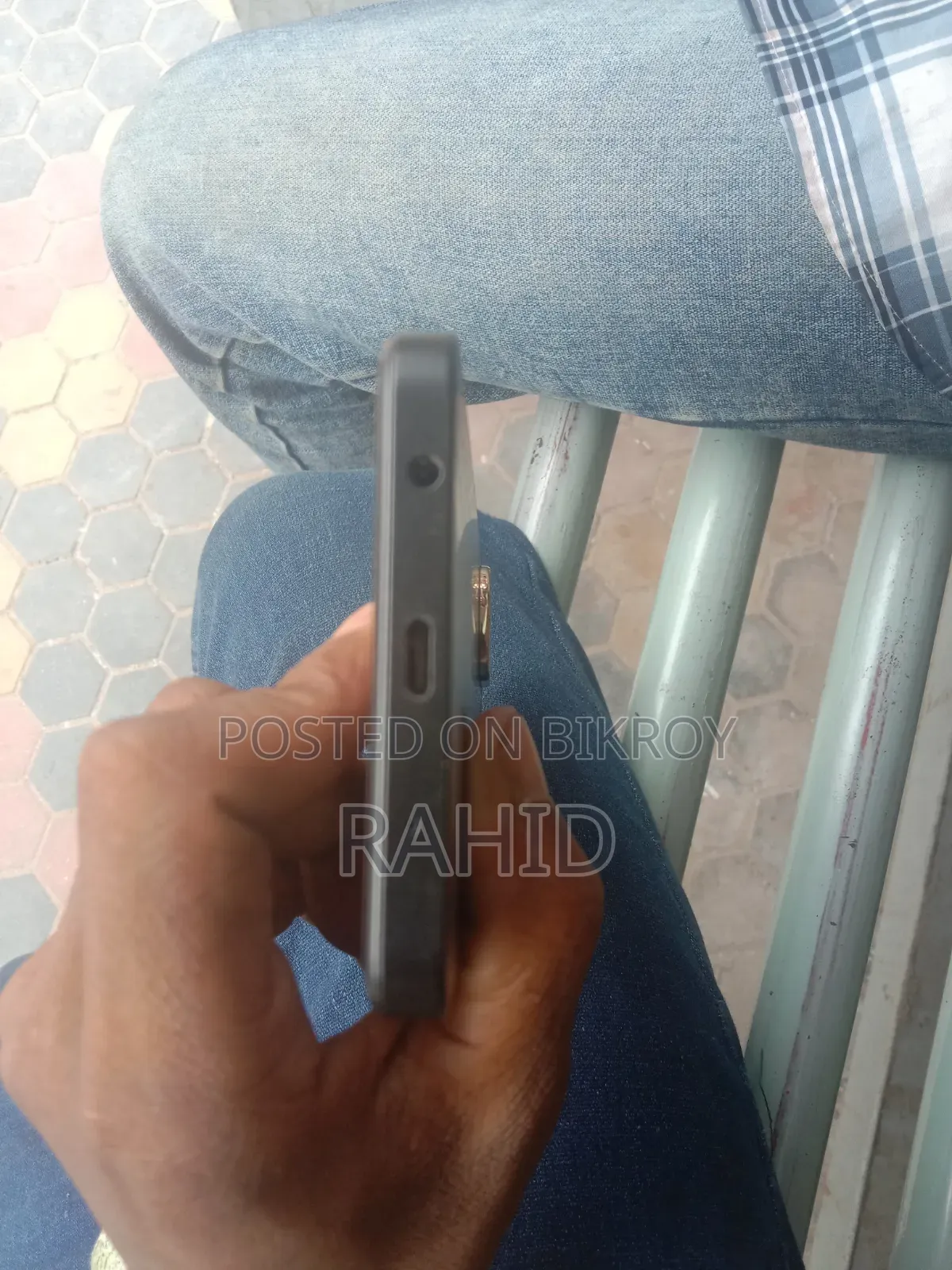 রিয়েলমি ৫ ১২৮ জিবি ব্ল্যাক